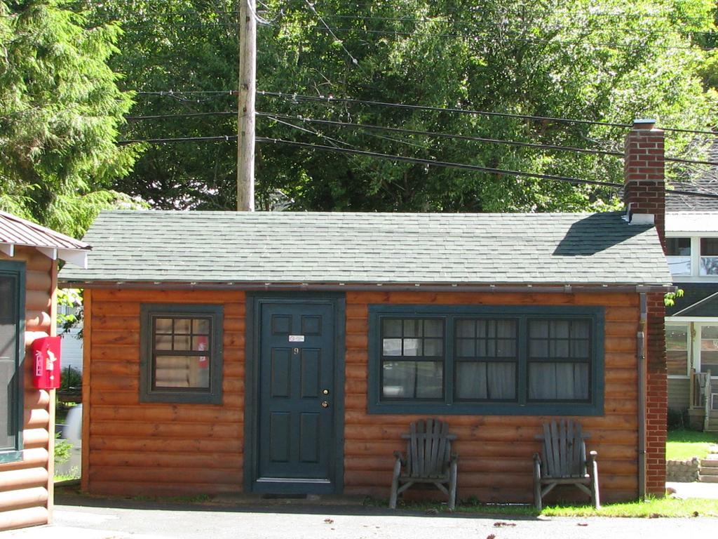 أولد فورغ Pine Knoll Hotel Lakeside Lodge & Cabin الغرفة الصورة