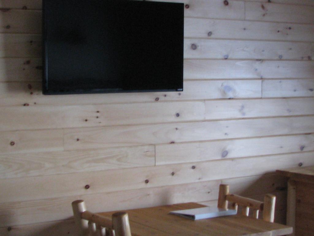 أولد فورغ Pine Knoll Hotel Lakeside Lodge & Cabin المظهر الخارجي الصورة