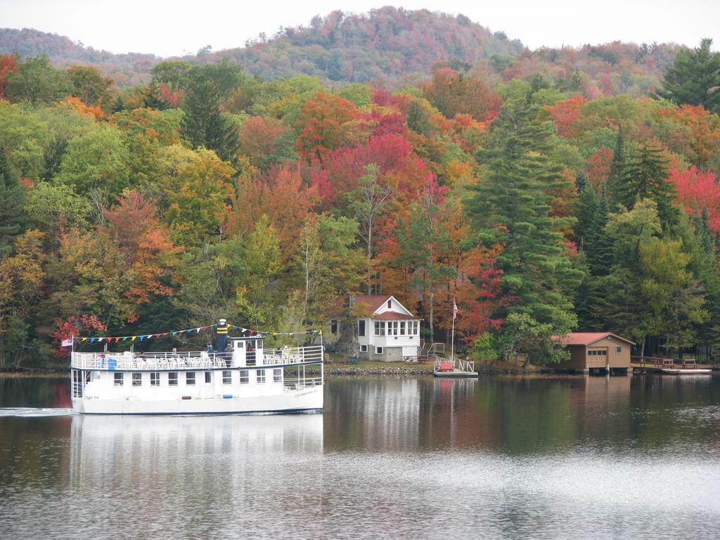 أولد فورغ Pine Knoll Hotel Lakeside Lodge & Cabin الغرفة الصورة