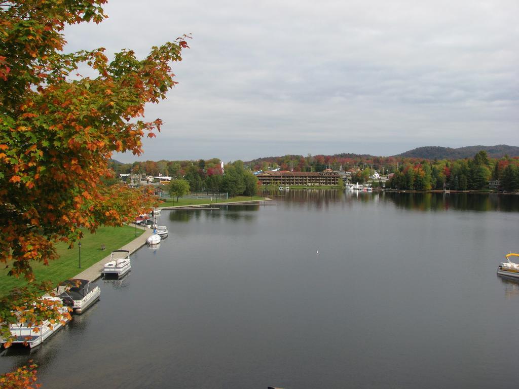 أولد فورغ Pine Knoll Hotel Lakeside Lodge & Cabin الغرفة الصورة